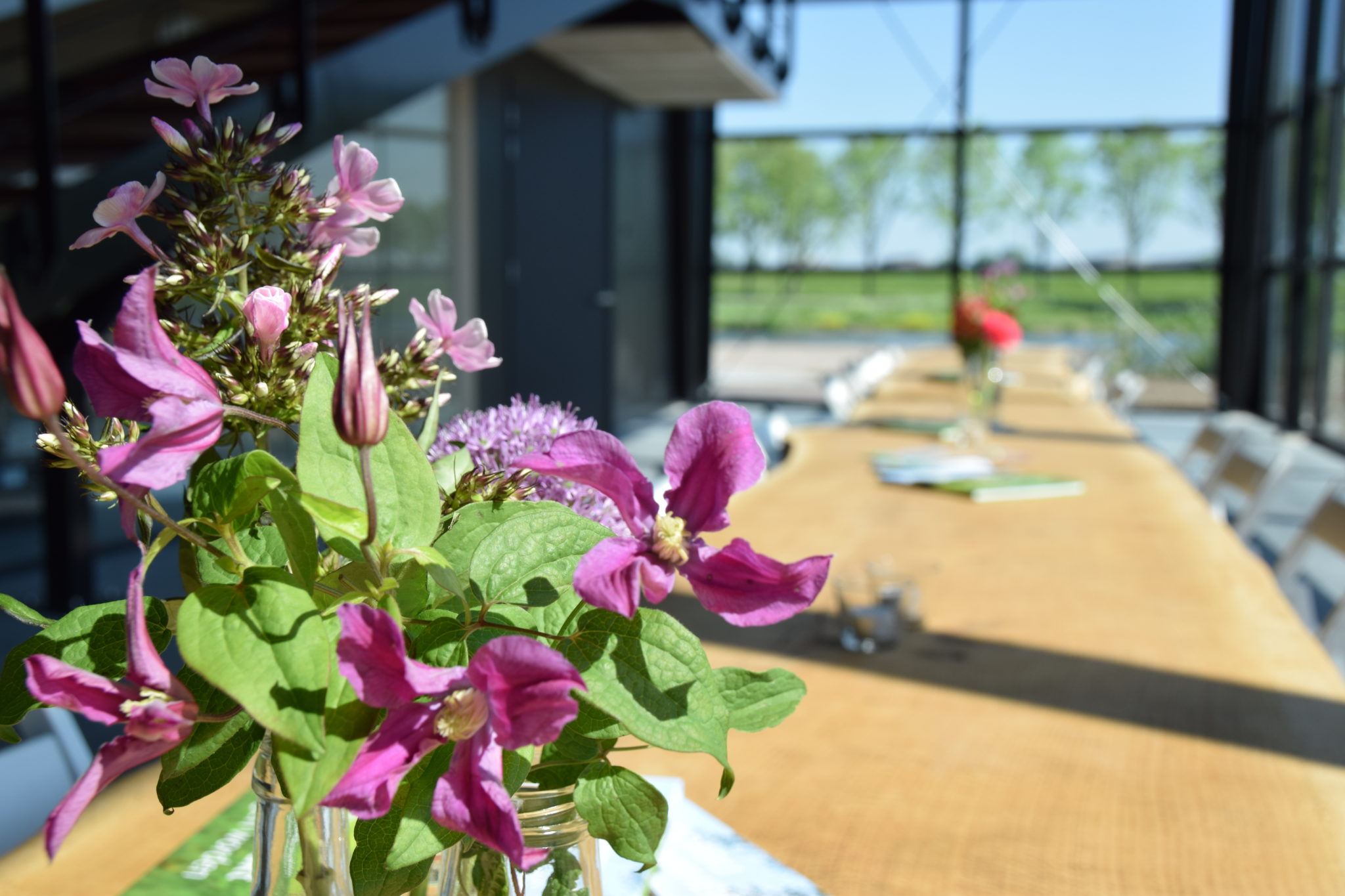 Evenementenlocatie Rotterdam Innovatiekracht oranjerie boomtafel